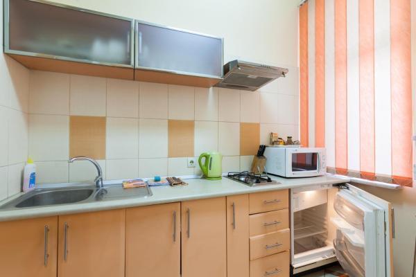 Апартаменты Двухкомнатные Для 6Х Около Парка В Центре Lviv Exteriör bild
